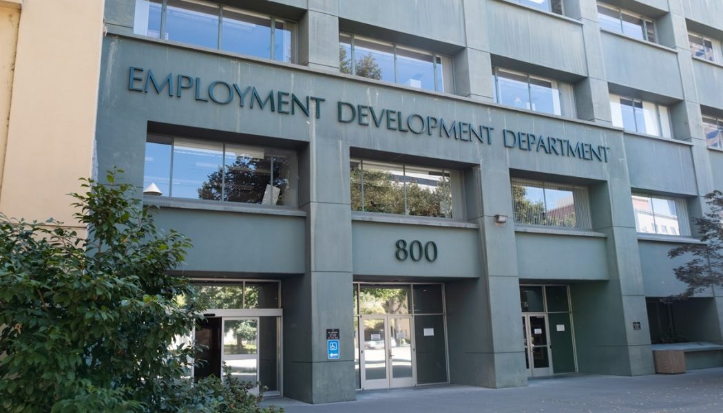 Technical Glitches Keep Newsom’s Dream of High-Tech Government on Hold