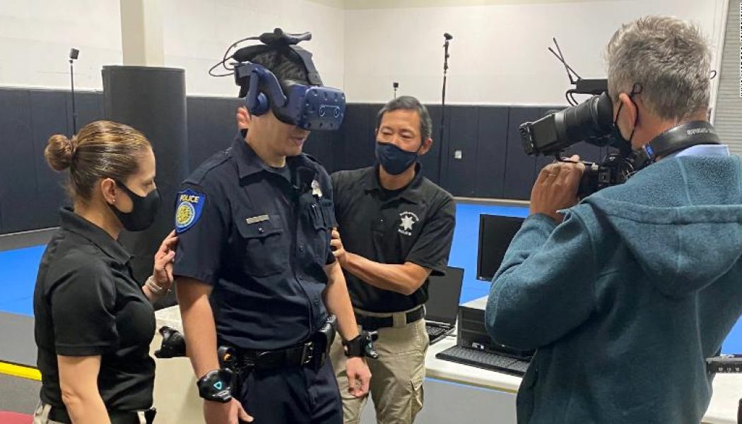 With virtual reality police training, Sacramento tries to ‘get to a much better place’